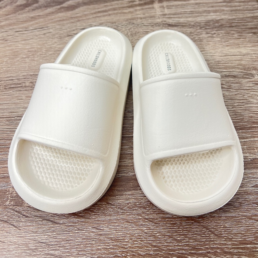 Childhoods Clothing, Birch, Slide Sandals